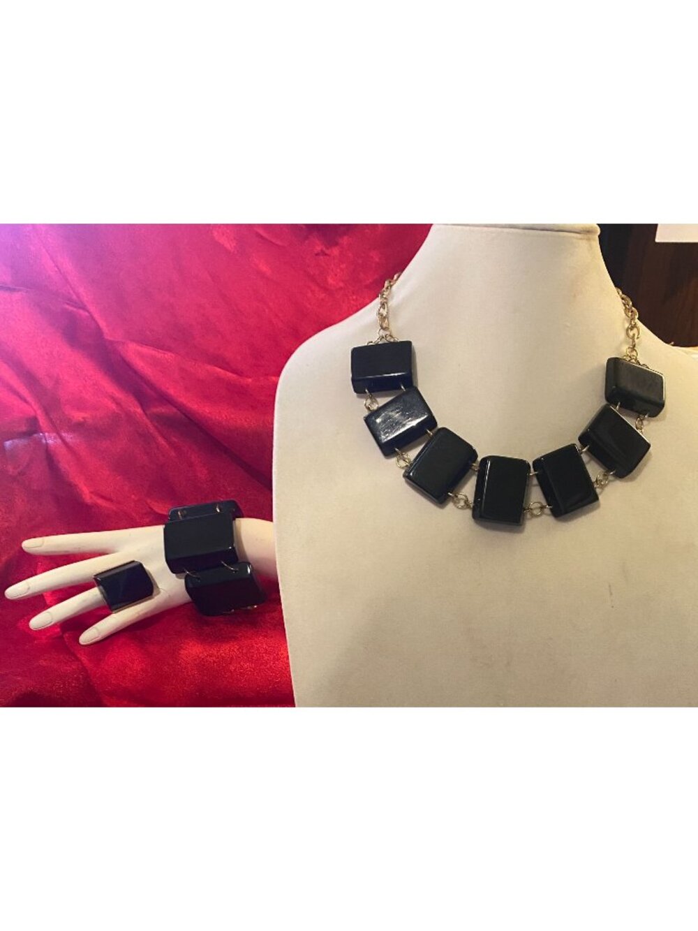 Vintage Black Rectangular Necklace Bracelet & Clip-On Earrings Set Gold-Tone Cha